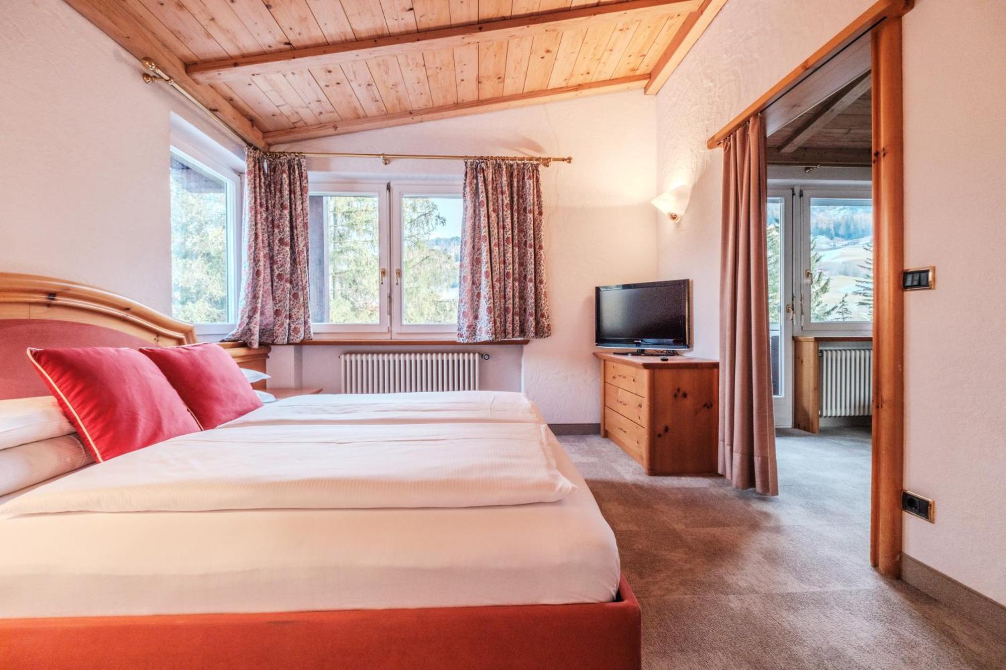Sporthotel Teresa Badia Kültér fotó